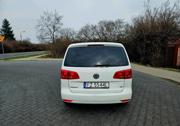 Volkswagen Touran cena 17999 przebieg: 537000, rok produkcji 2011 z Góra małe 137